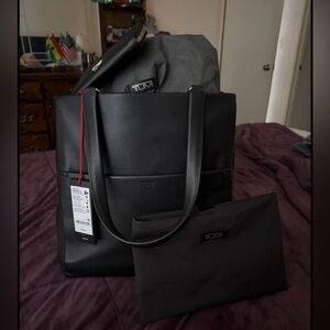TUMI Voyageur Valetta Large Tote (NWT)